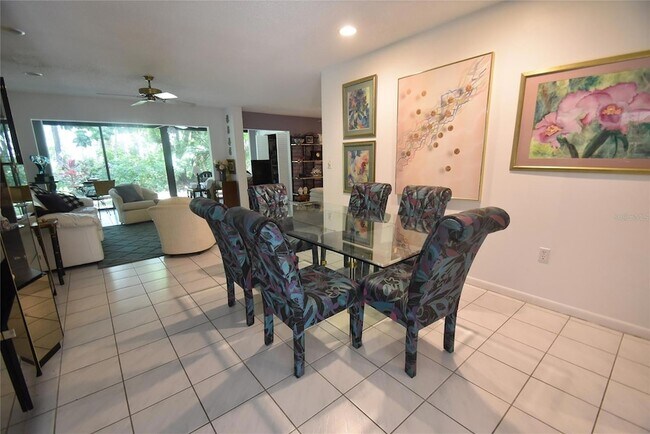 Foto del edificio - 1709 Clower Creek Dr