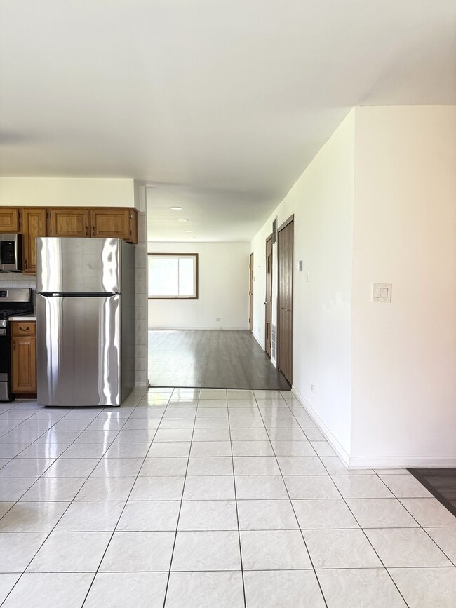 Building Photo - 311 Dawn Ct