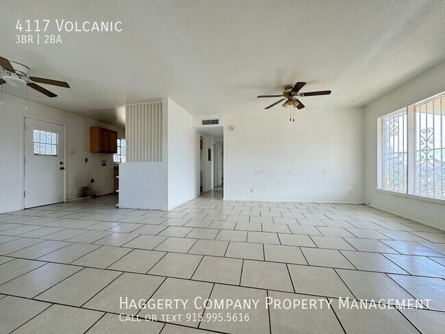 Foto del edificio - 4117 Volcanic-