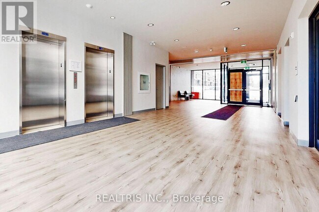 Building Photo - 103 Roger St