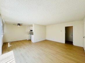 Building Photo - jas355