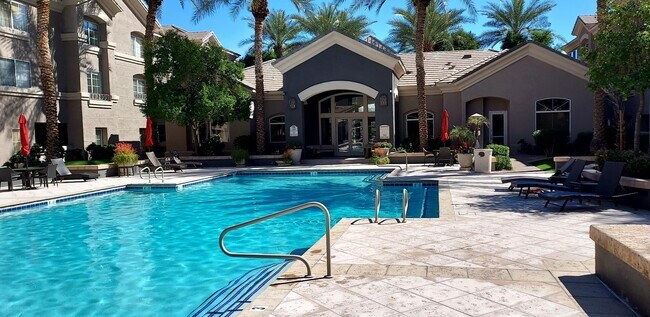 Foto del edificio - 4455 E Paradise Village Pky S