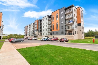 Building Photo - North Point Estates