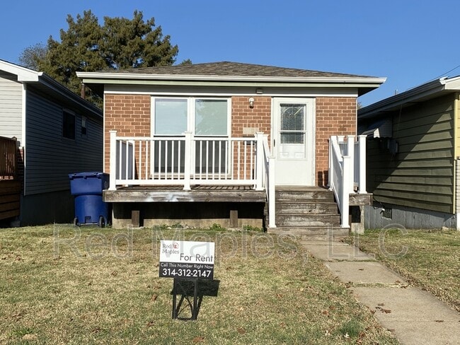 Building Photo - 7703 Alaska Ave