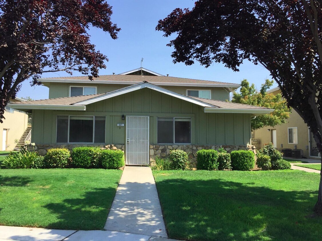 441 W Alamos Ave Unit Clovis Condo 1 Story, Clovis, CA 93612 Condo