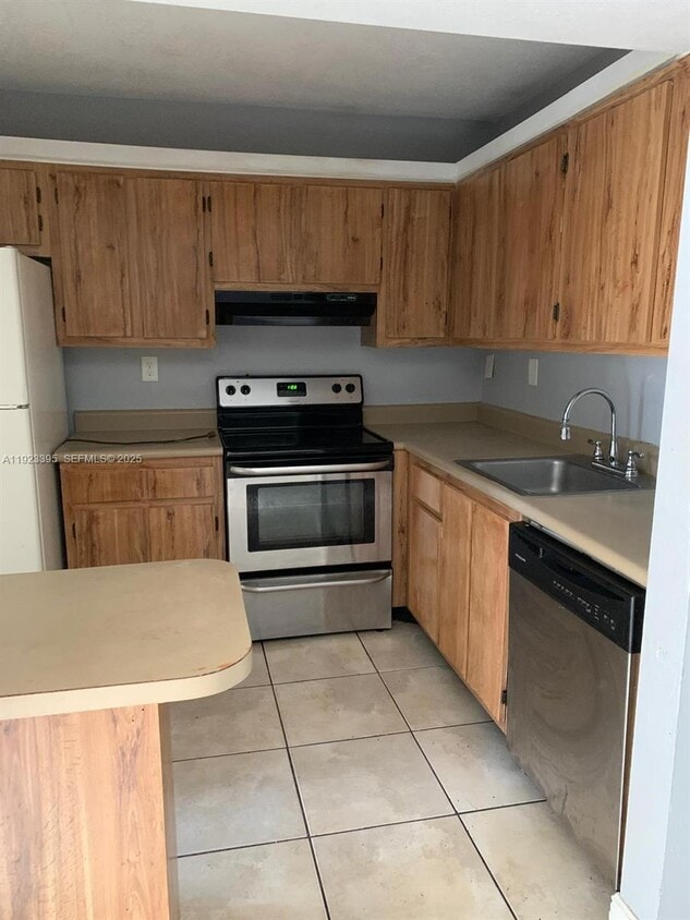 Foto principal - 20320 NE 3rd Ct