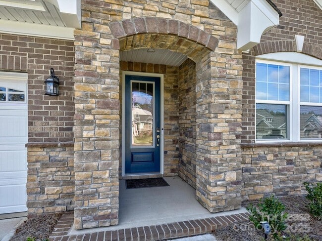 Building Photo - 9515 Liberty Hill Dr
