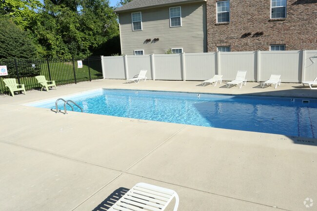 Foto del edificio - Pinebrook & Library Park Apartments
