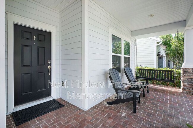 Building Photo - 61 MOORINGS COURT