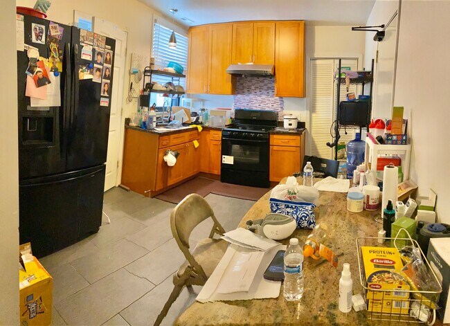 Foto del edificio - 254 W 31st St