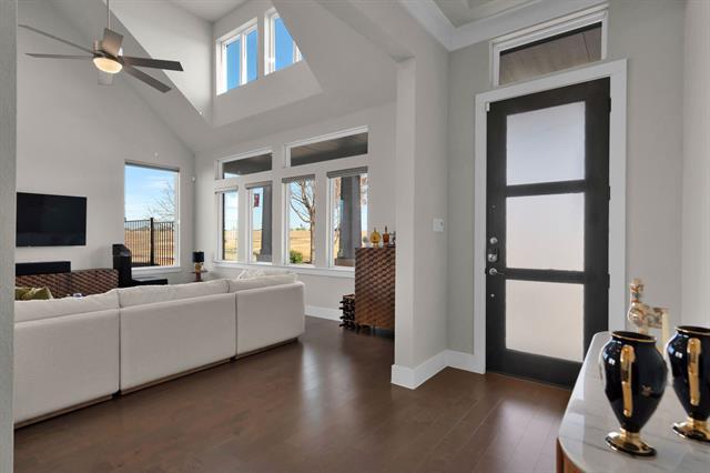 Foto del edificio - 7201 Avondale Dr