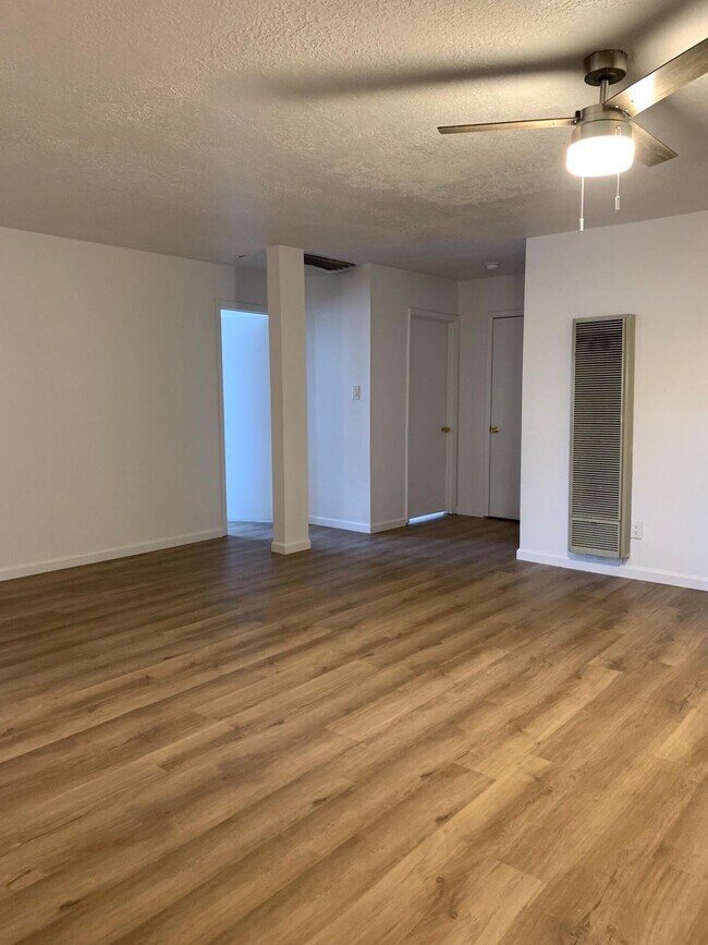 Foto del edificio - 9656 4th St NW