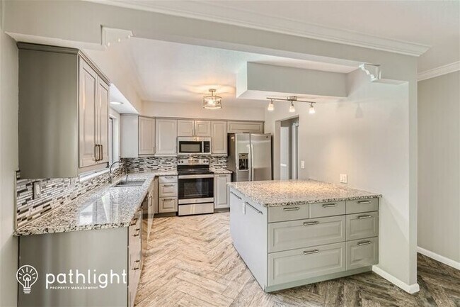 Building Photo - 4408 Larkfield Lane, Tampa, FL, 33624