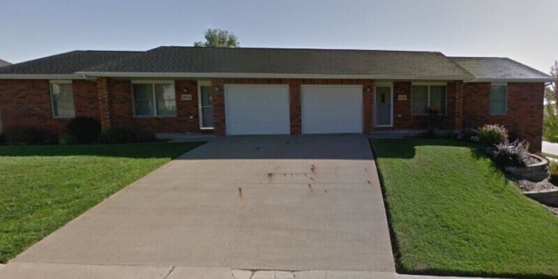 Primary Photo - Sunnyslope Dr
