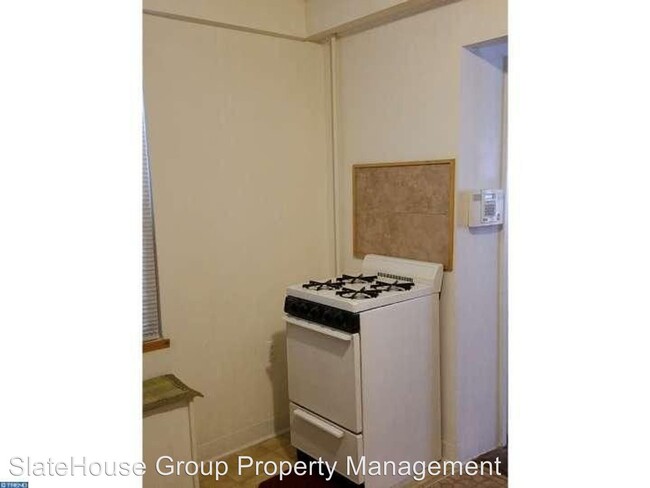 Building Photo - 3 br, 1 bath House - 203 Rusling St