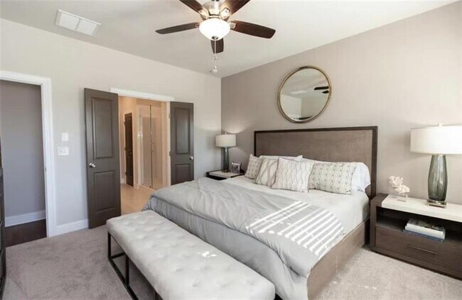 Foto del edificio - 4400 Sims Park Pl.