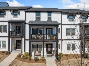 Building Photo - 1052 Knoxboro Ln