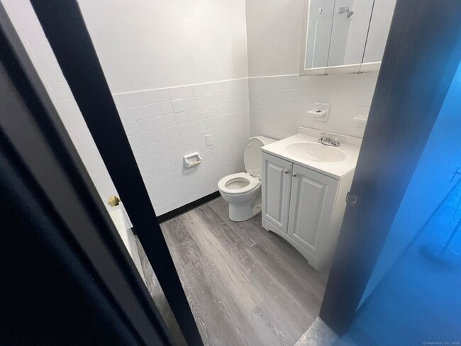 Foto del edificio - 1660 E Main St