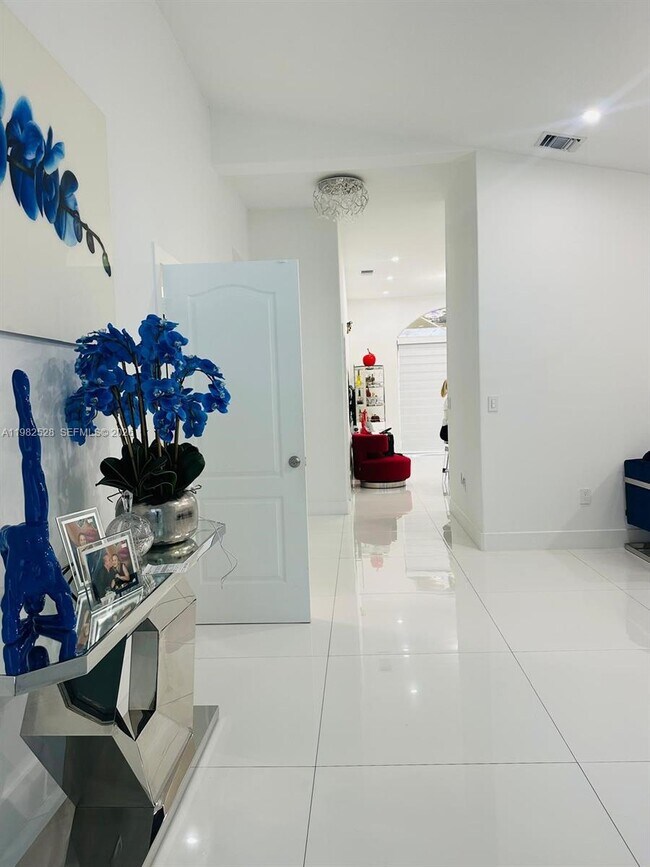 Foto del edificio - 3482 SW 152nd Pl