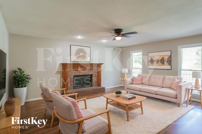 Foto del edificio - 174 Somerset Ln