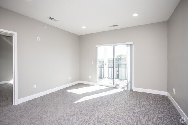 1HAB, 1BA - 744-753 ft² - RiverPointe