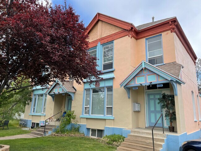 Historic Victorian 4-plex - 2352 Jefferson Ave