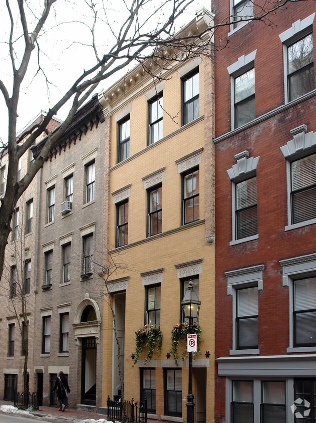 102 Myrtle St, Boston, MA 02114 Apartments in Boston, MA