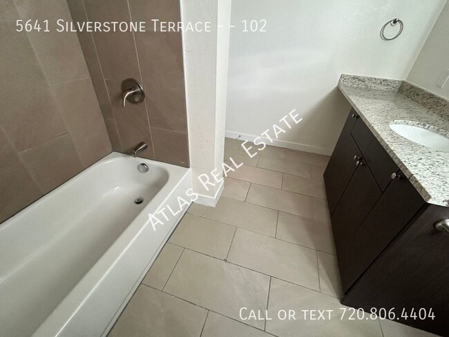 Building Photo - Newly Renovated 1 Bedroom 1 Bathroom Unit,...