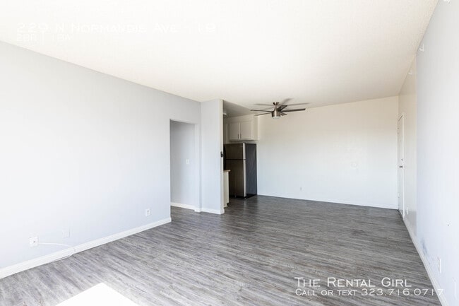 Building Photo - 229 N Normandie Ave