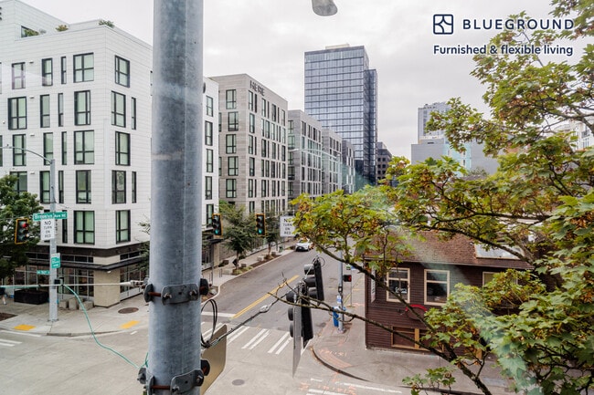 Foto del edificio - 5001 Brooklyn Ave NE