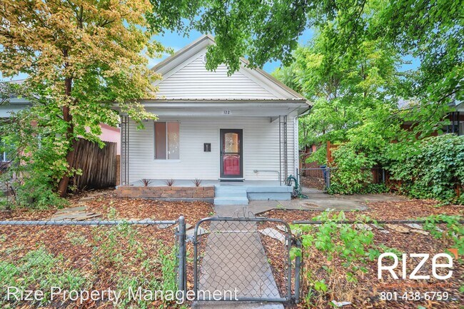 Foto del edificio - 3 br, 1 bath House - 122 Lucy Ave