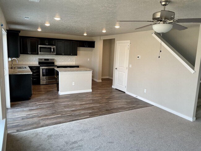 Foto del edificio - 5978 S Carlburg Ave