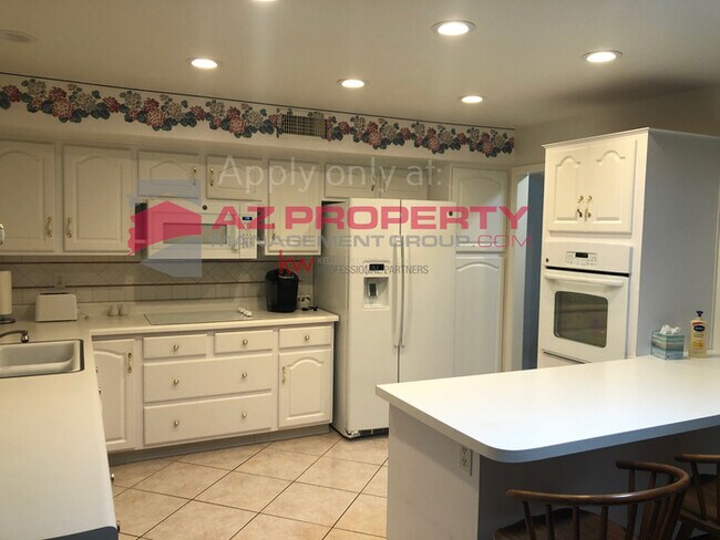 Building Photo - Short Term Furnished Sun City West Home