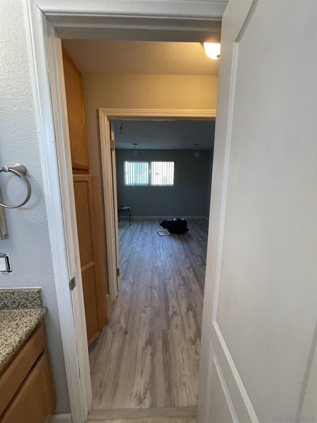 Foto del edificio - 6333 College Grove Way