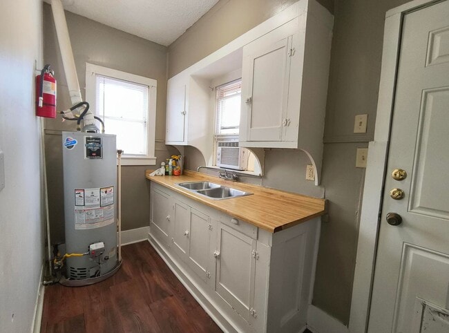 Foto del edificio - AFFORDABLE 1 Bedroom 1 Bath AVAILABLE SOON! WATER INCLUDED!