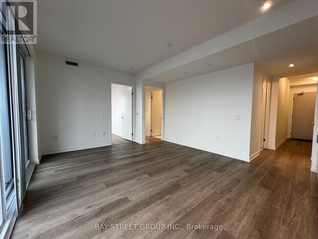 Photo du bâtiment - 55 Cooper St