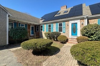 Building Photo - 29 Williston Rd