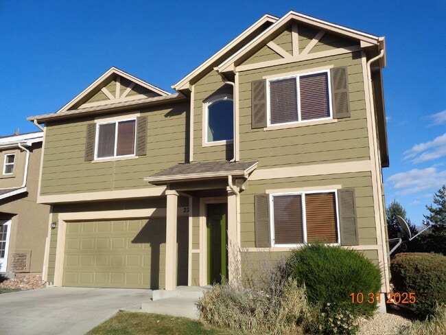 Building Photo - Well maintained and well located home