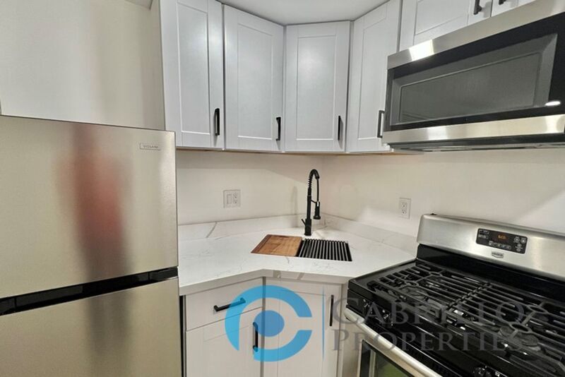 Foto principal - 1580 Parrot St