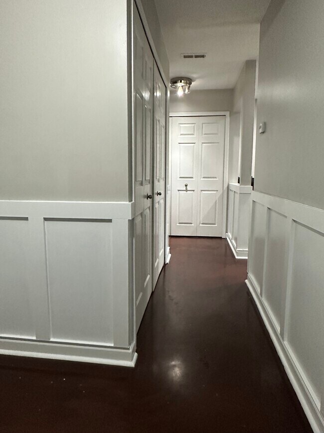 Foto del edificio - 2777 Davison Ave