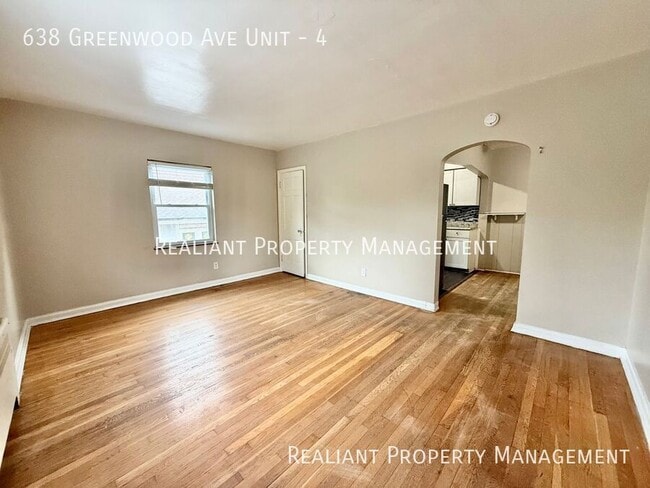 Photo - 638 Greenwood Ave Apartment