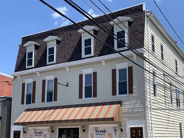 Primary Photo - 212 3rd Street