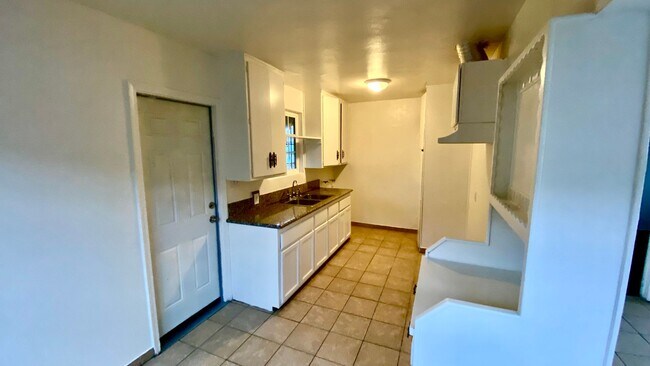 Foto del edificio - NEW RECUDED PRICE!!! Welcome to the heart ...
