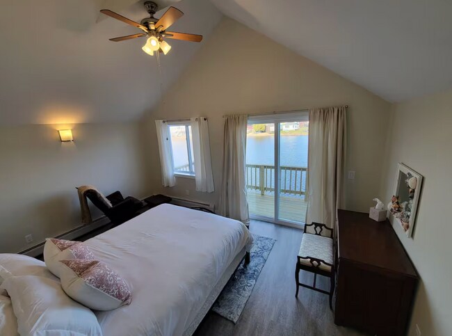 Foto del edificio - 6 Mattanawcook St