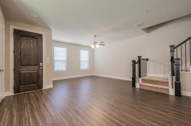 Building Photo - 4720 Piedras Lanzar Dr