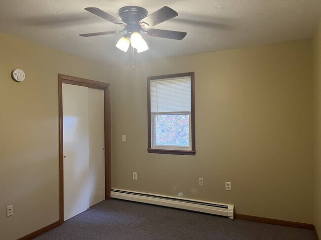 Bedroom 1 - 11368 PA-18
