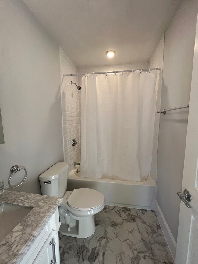 Foto del edificio - 75 Winchester St