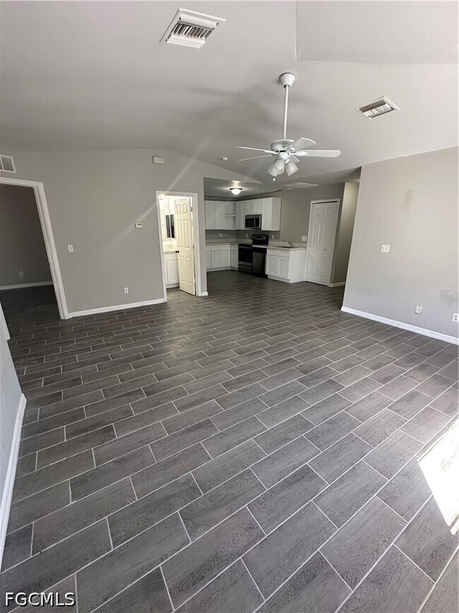 Foto del edificio - 4545 21st St SW