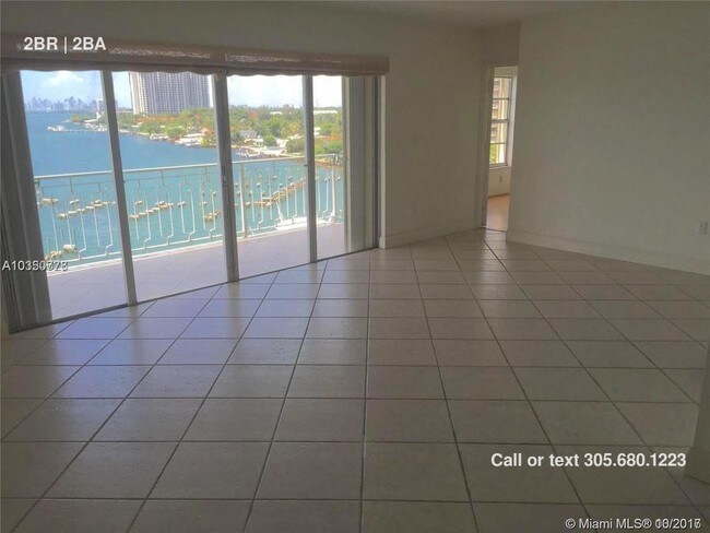 Building Photo - 11111 Biscayne Blvd