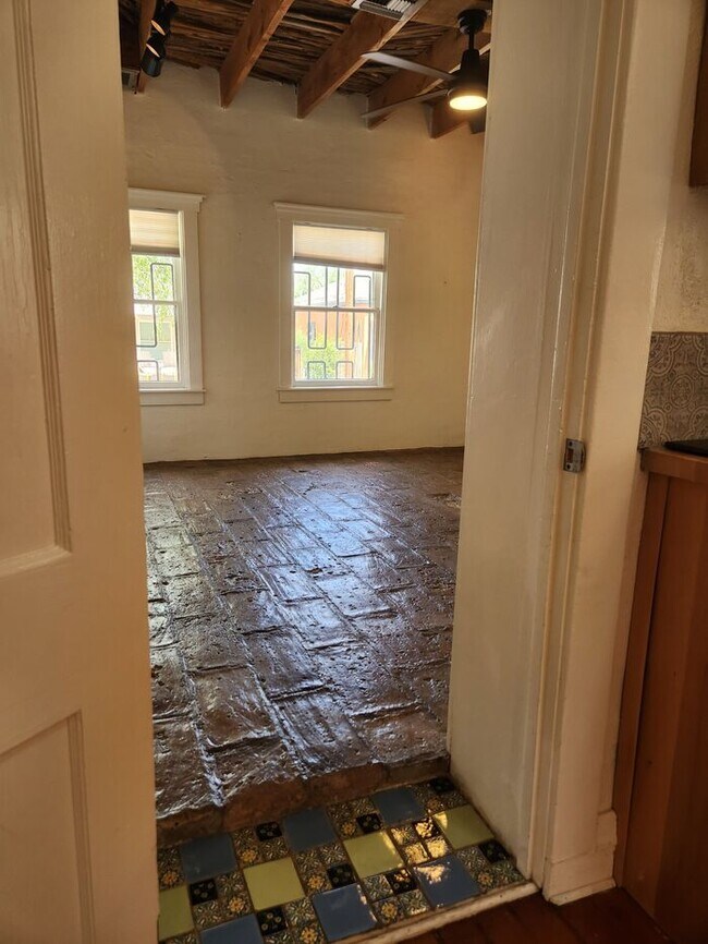 Foto del edificio - Awesome 1-bedroom, 1-bath historic home in Tucson’s Barrio Viejo Historic District.